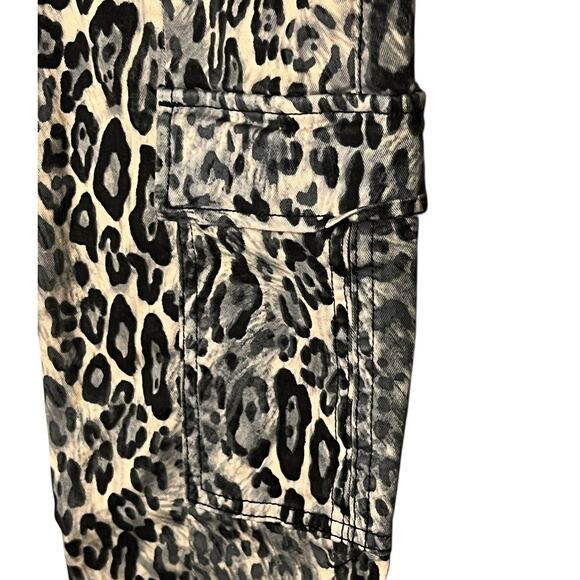 J Brand Houlihan Snow Leopard Skinny Cargo Stretch Pants Women’s Size 27  Zipper - Picture 8 of 12